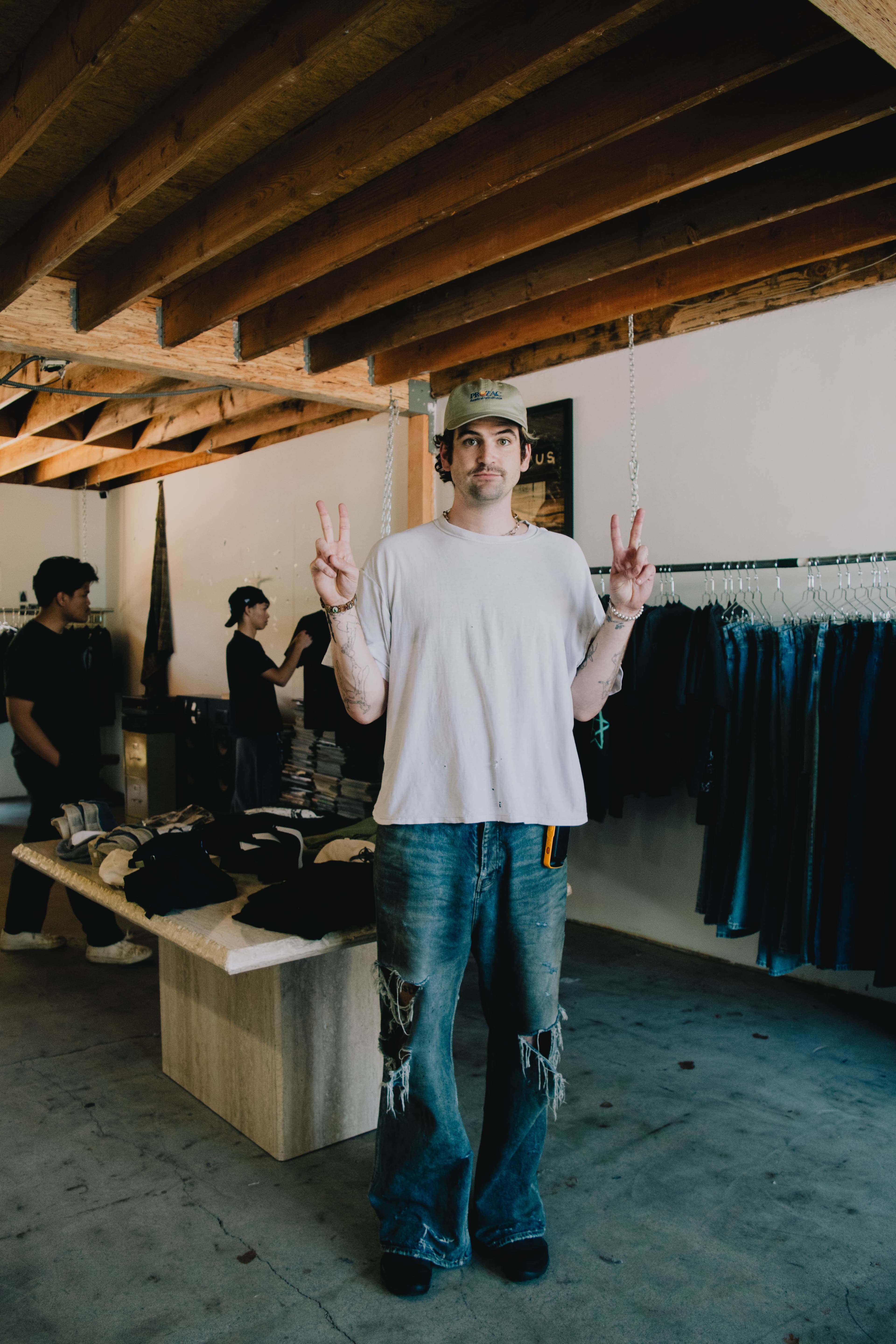 Zach Kinninger // Basketcase Gallery — photo 1